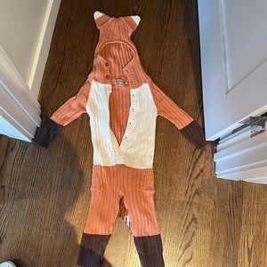 Fox suit